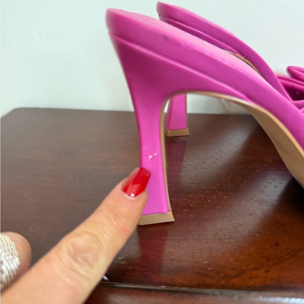 Marc Fisher “Demar” Fuchsia Bow Slide High heels in size 7 - Picture 8 of 11